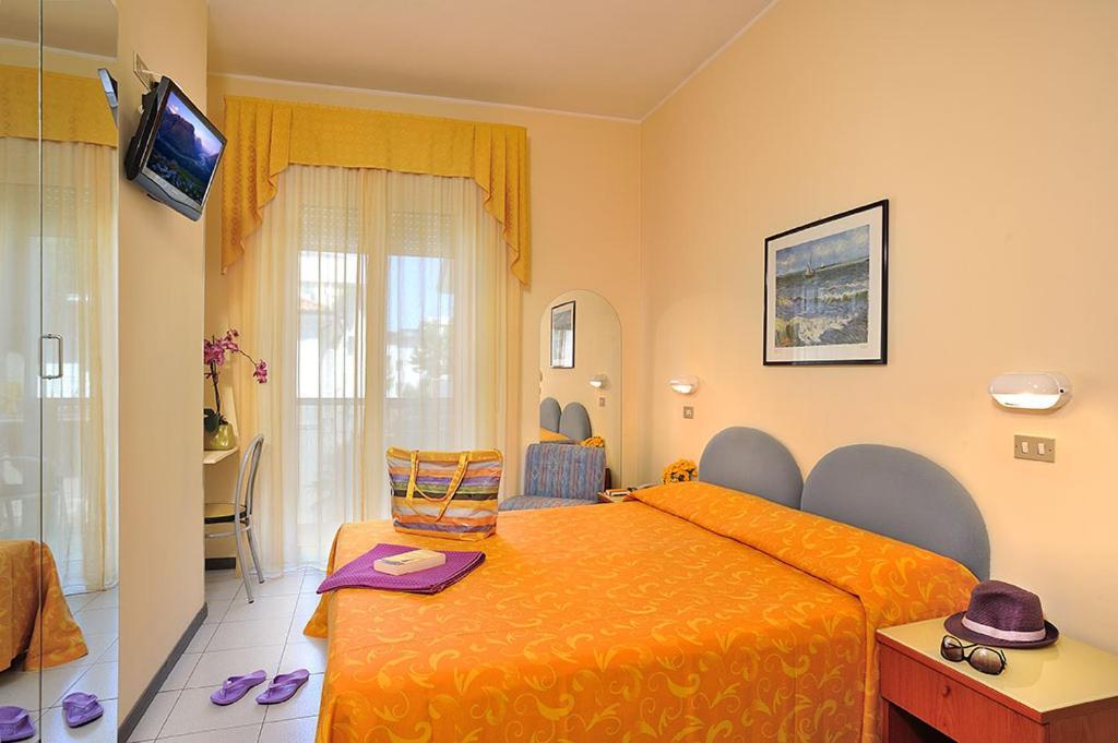 Hotel Venezia Ріміні Екстер'єр фото