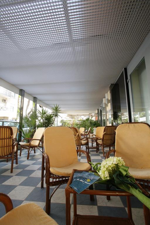 Hotel Venezia Ріміні Екстер'єр фото