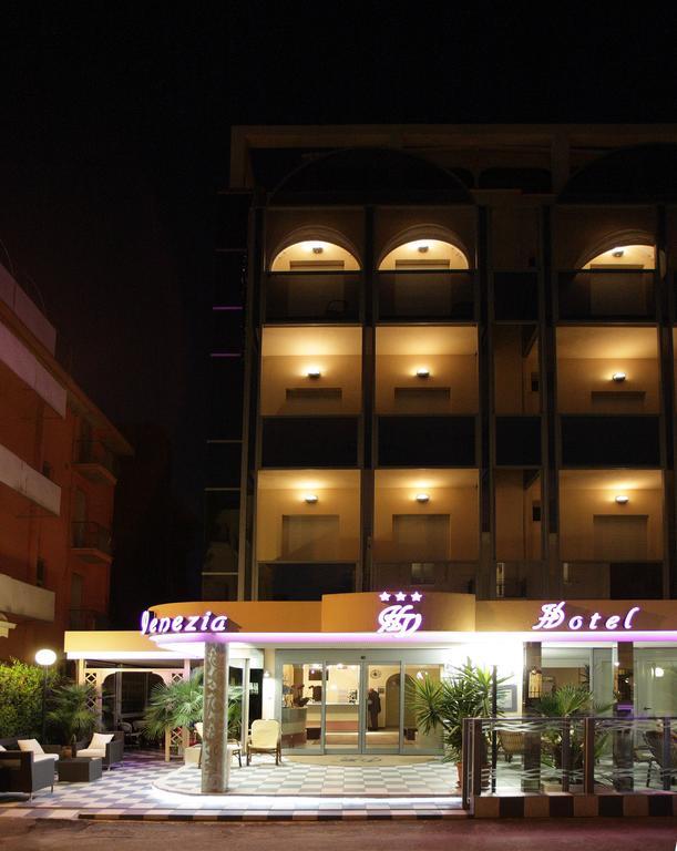 Hotel Venezia Ріміні Екстер'єр фото